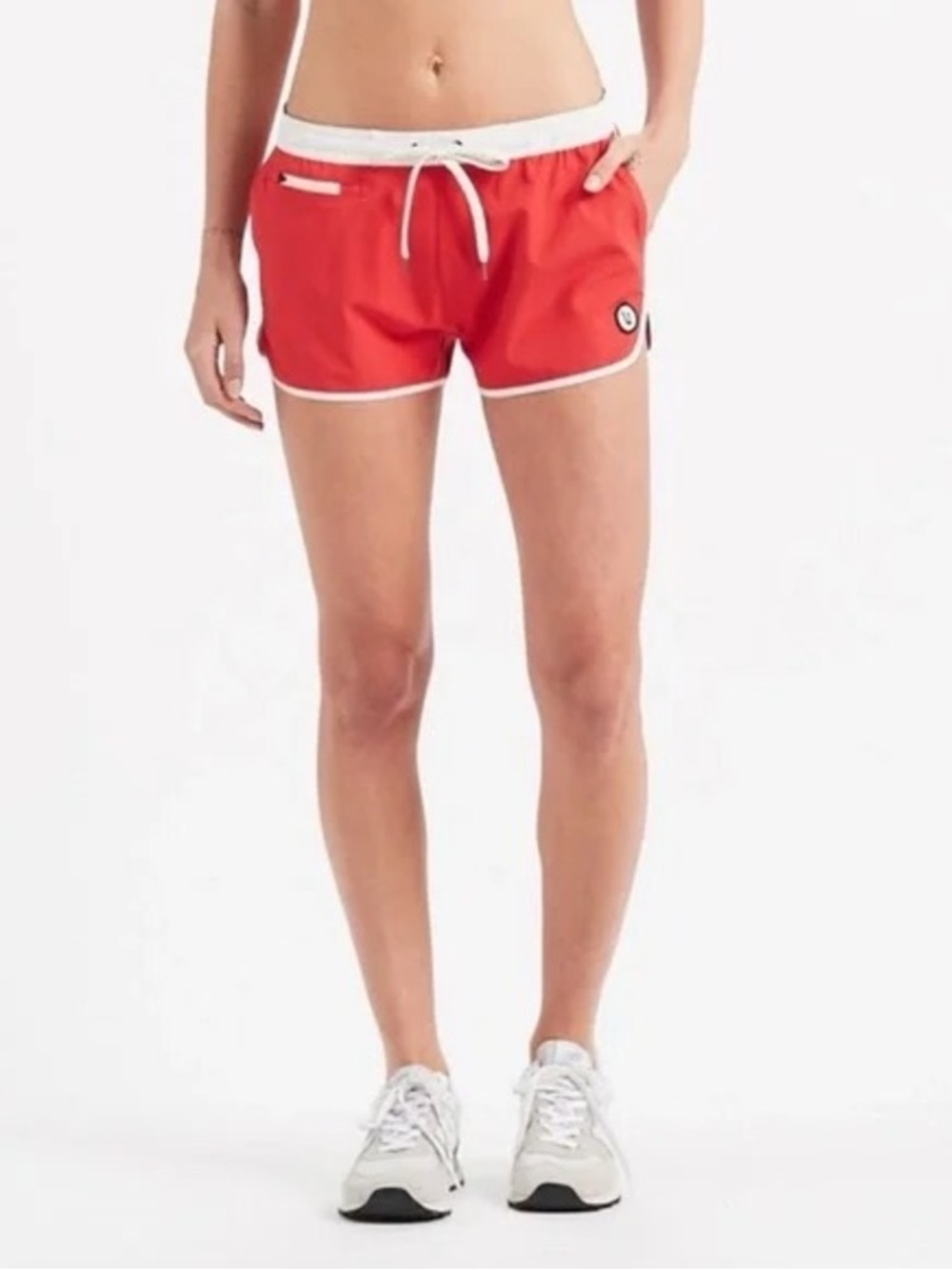 Vuori Tavi Shorts Melon Color 2” inseam, Size Large